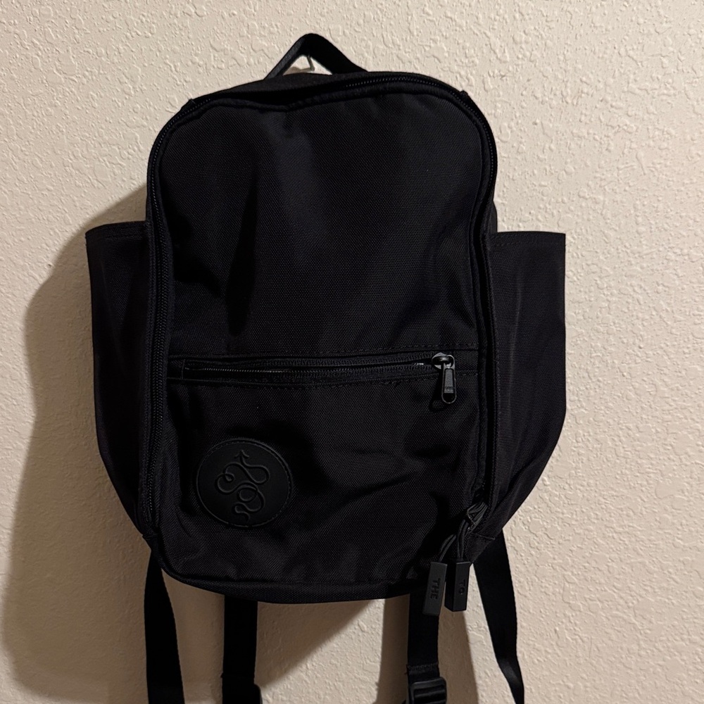 Baboon to the Moon Backpack Mini (8L)